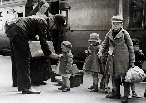 Battle of britain, children evacuated