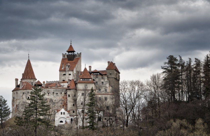 Bran-Castle-count-dracula.jpg3_