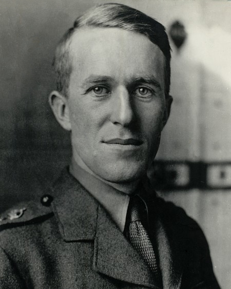 TE Lawrence