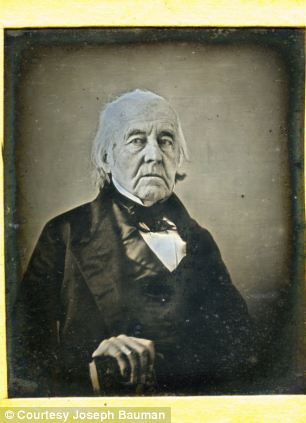 FOTR, Dr Eneas Munson