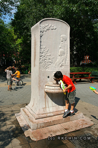 2600326453_0eae4732c8