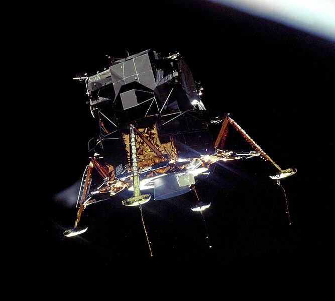 Apollo_11_Lunar_Module_Eagle