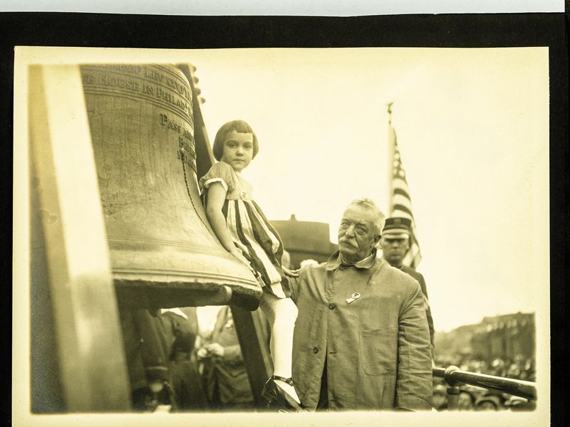 apr2017_k13_libertybell