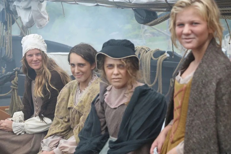 canada-story-of-us-episode-101-filles-du-roi-group-shot