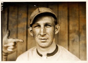 1920px-_Harvard__Eddie_Grant,_Cincinnati_Reds_third_baseman,_by_Paul_Thompson,_1911