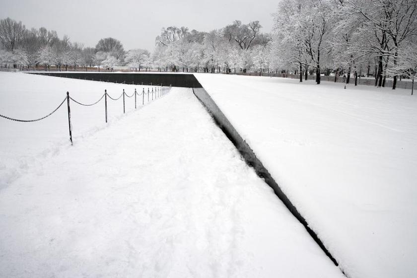vietnam-veterans-memorial-wall-designed-everett