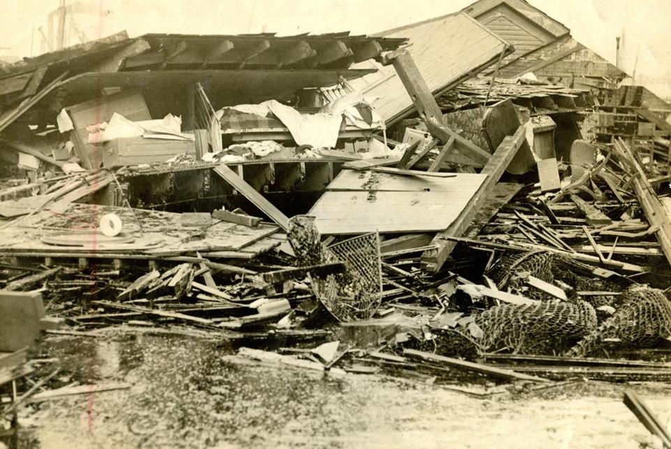 molasses part of tank