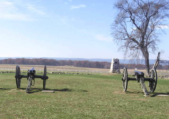 640px-Pickett's_Charge_defence