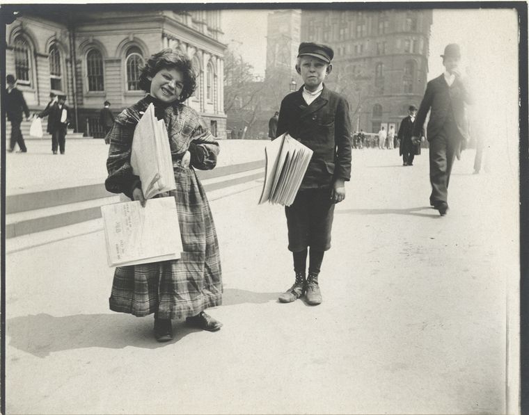 new-york-1896-alice-austen_newsboys
