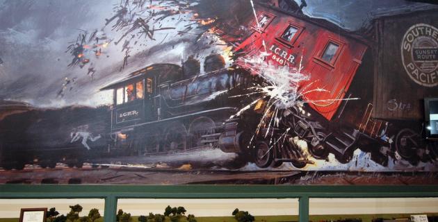 tennessee-tennesseetourism-tennessee-jackson-casey-jones-museum-crash-1900-painting