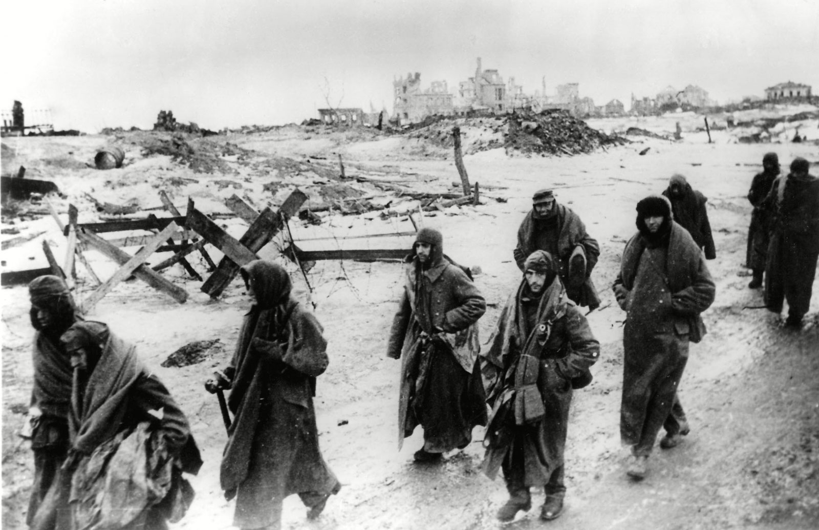 German-soldiers-Battle-of-Stalingrad-January-1943