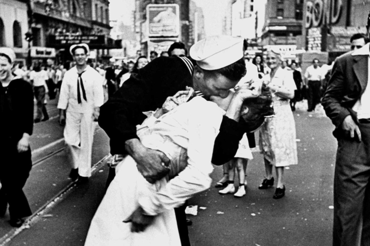 August 14, 1945 The&nbsp;Kiss